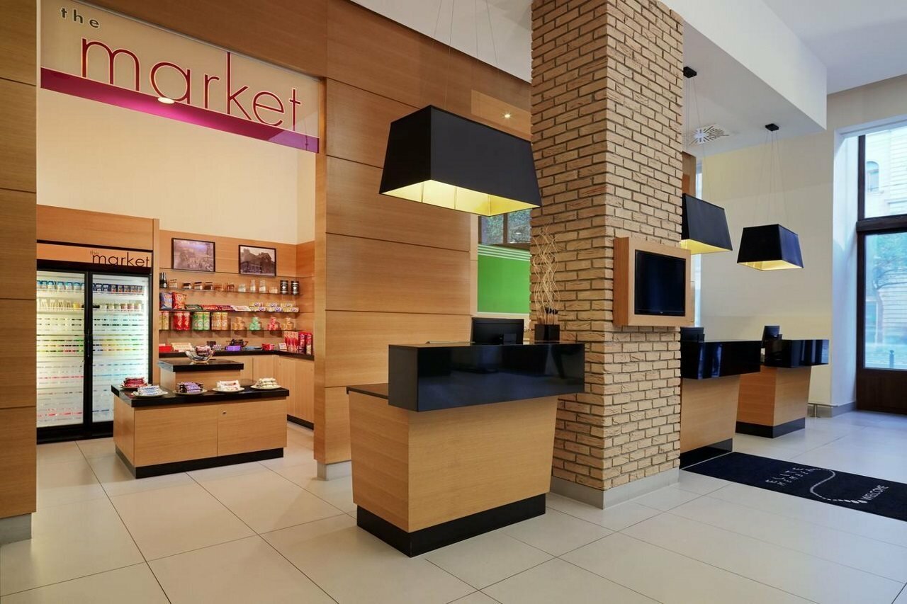 Фото Courtyard by Marriott Budapest City Center