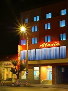 Гостиница Alexis