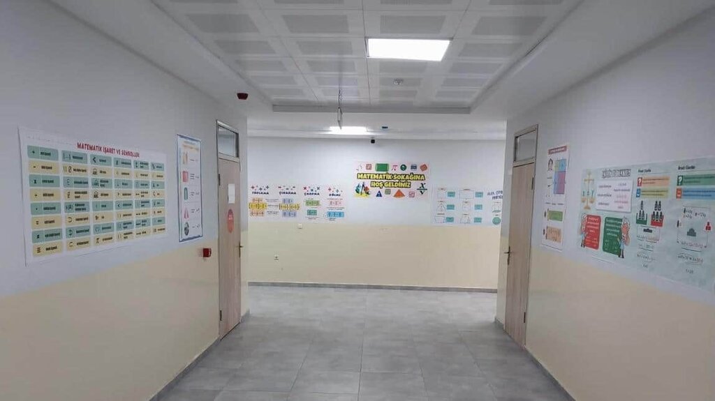 School Ataturk Middle School, Kagizman, photo