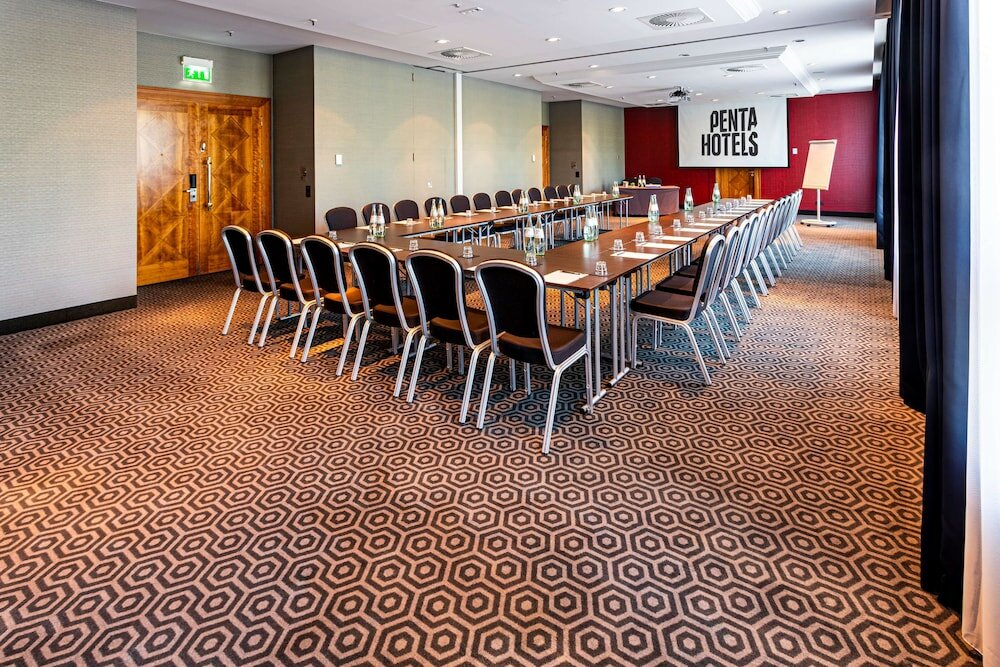 Фото Pentahotel Leipzig