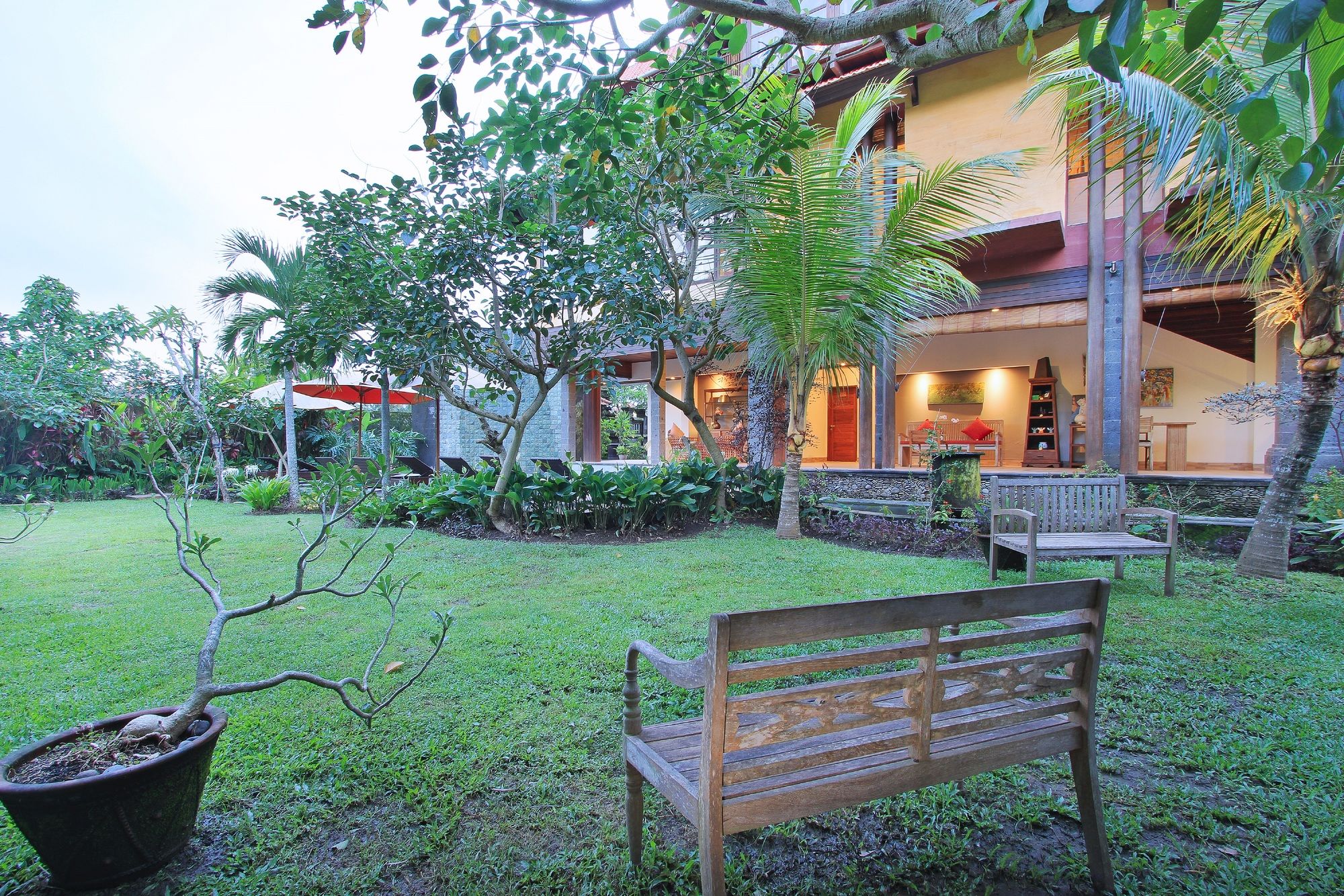 Фото Sarin Ubud Suites by Pramana Villas