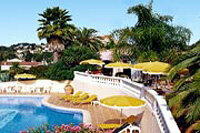 Гостиница The Originals Boutique, Hôtel Les Strélitzias, Antibes в Жюане-ле-Пен