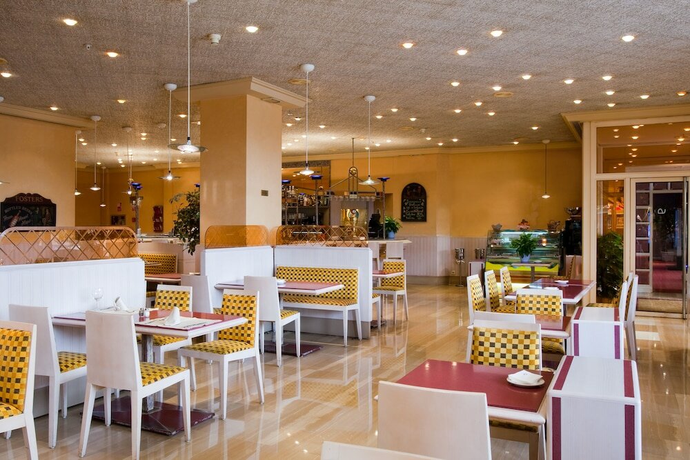 Фото Only YOU Hotel Sevilla