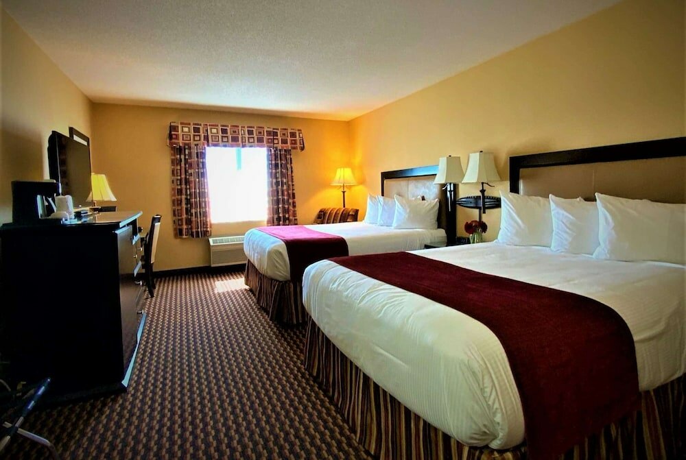 Фото Ramada by Wyndham Surrey/Langley