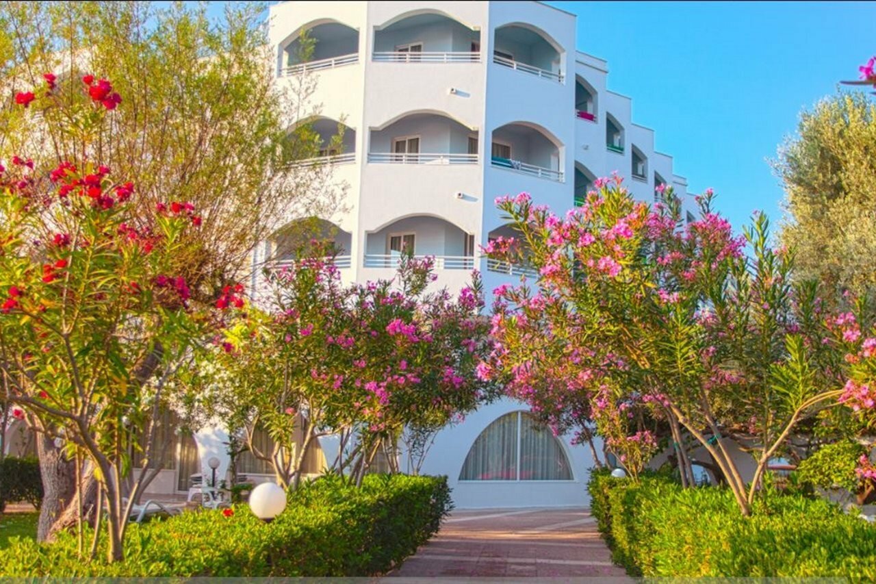 Фото Отель Continental Palace S.A.