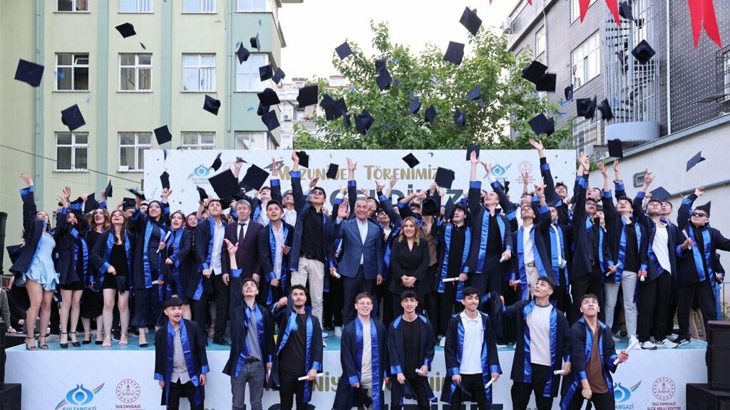 Liceo Sultangazi Atatürk Vocational and Technical Anatolian High School, , foto