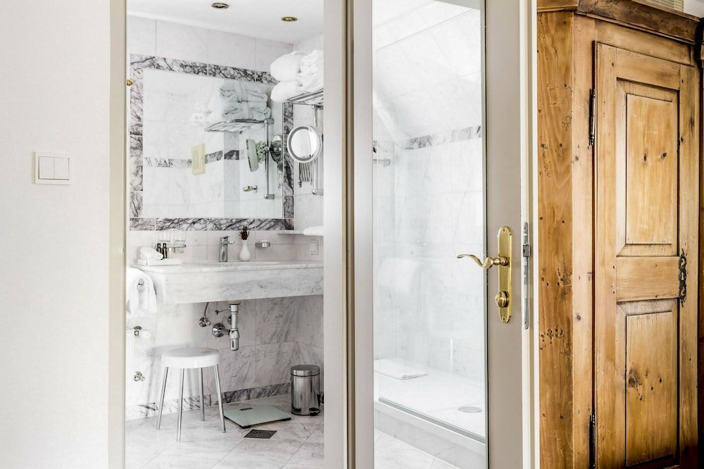 Фото Schlossberghotel - Das Kunsthotel