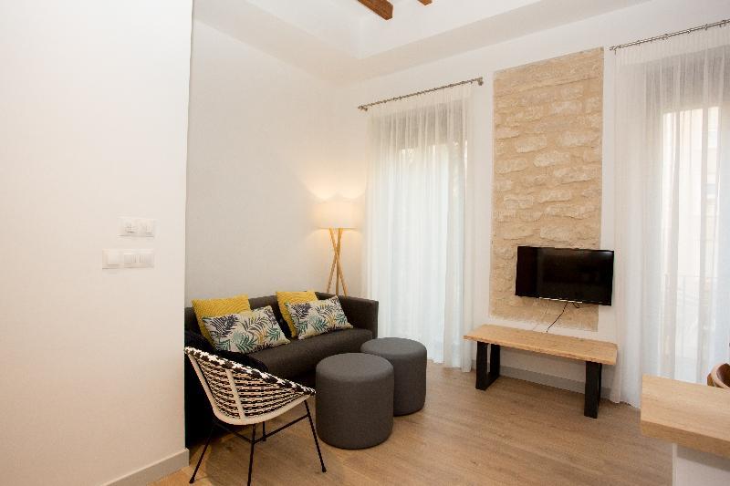 Фото S30 Reina Victoria Suites