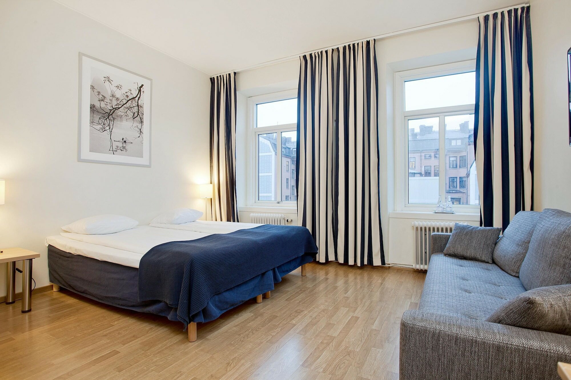 Фото Sure Hotel by Best Western Center