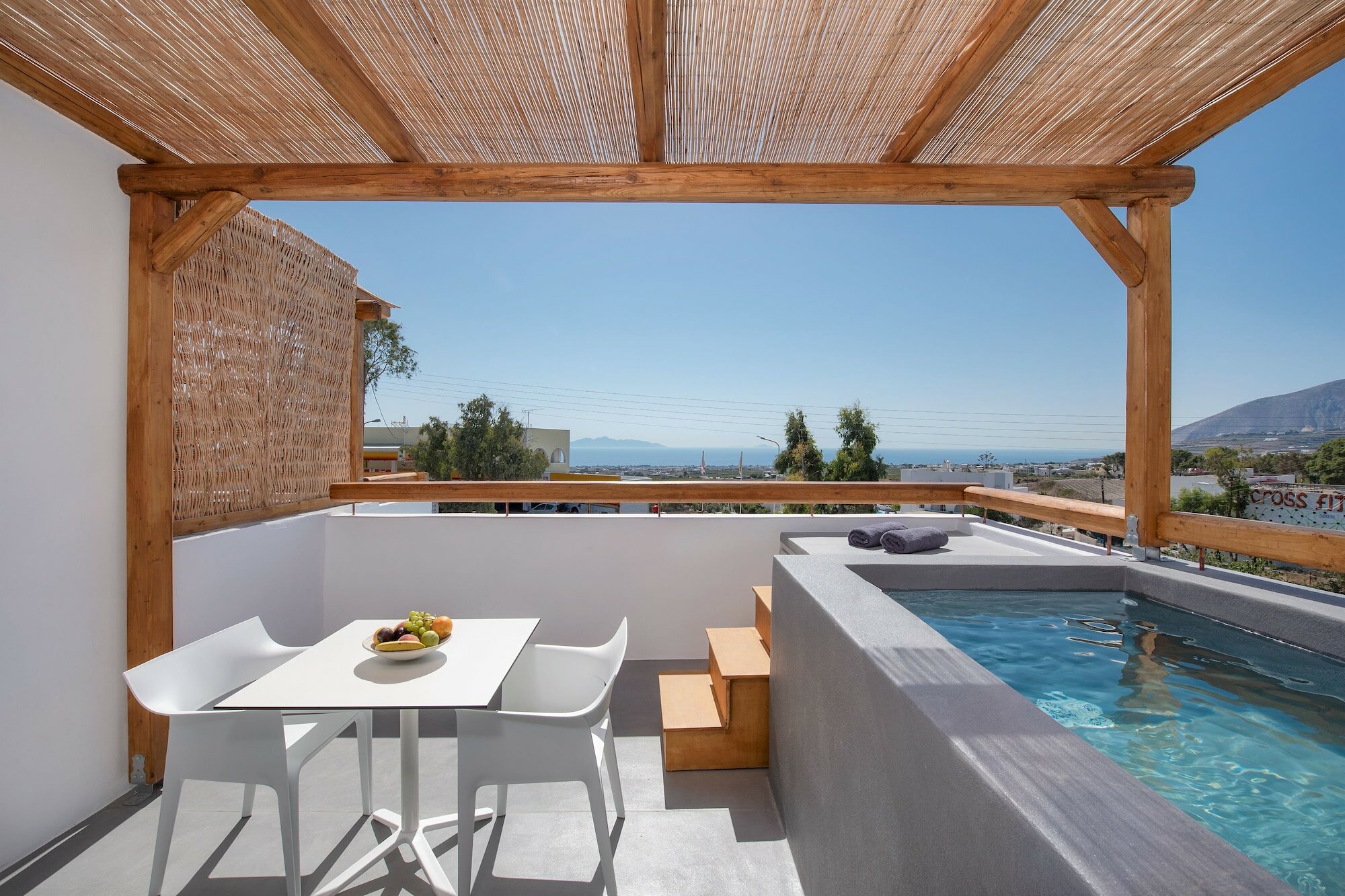 Фото June Twenty Suites