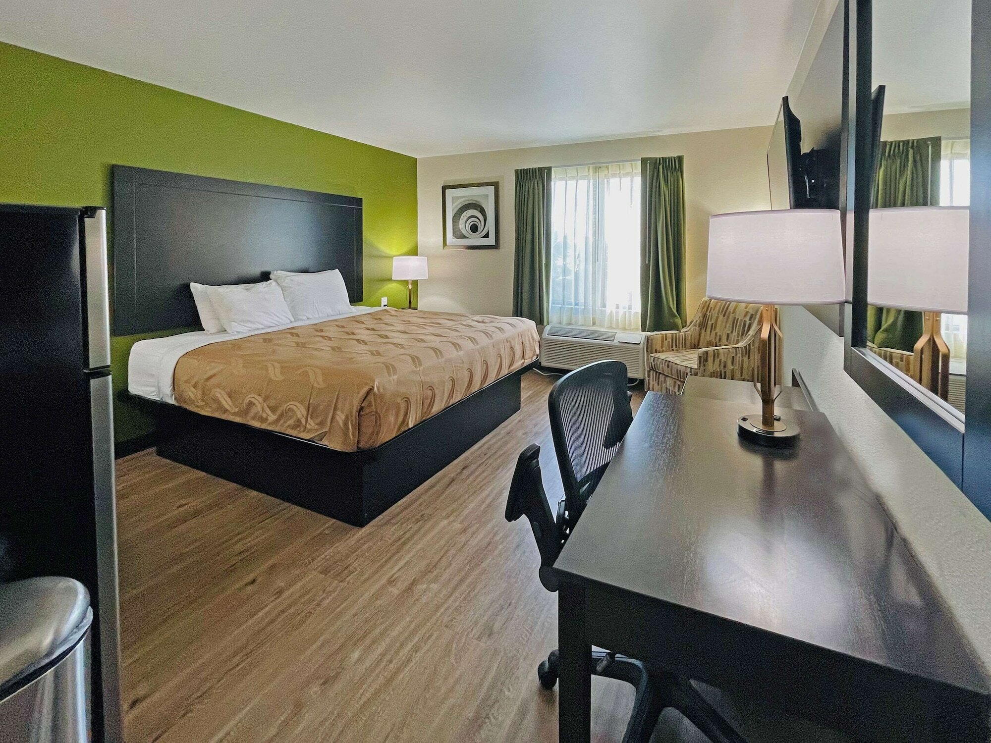 Фото Quality Inn & Suites Lake Charles South