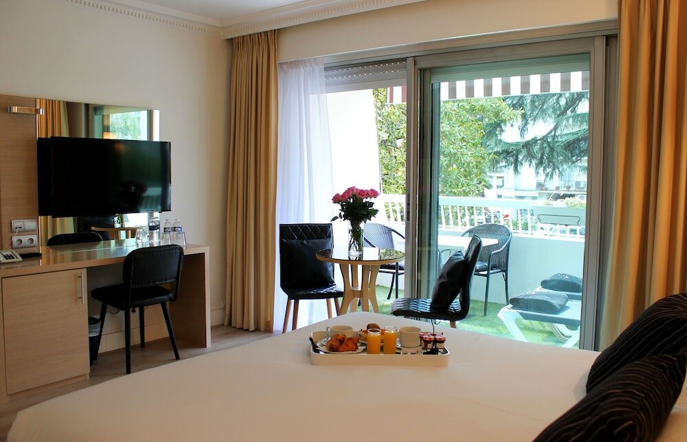 Фото Hotel Victoria