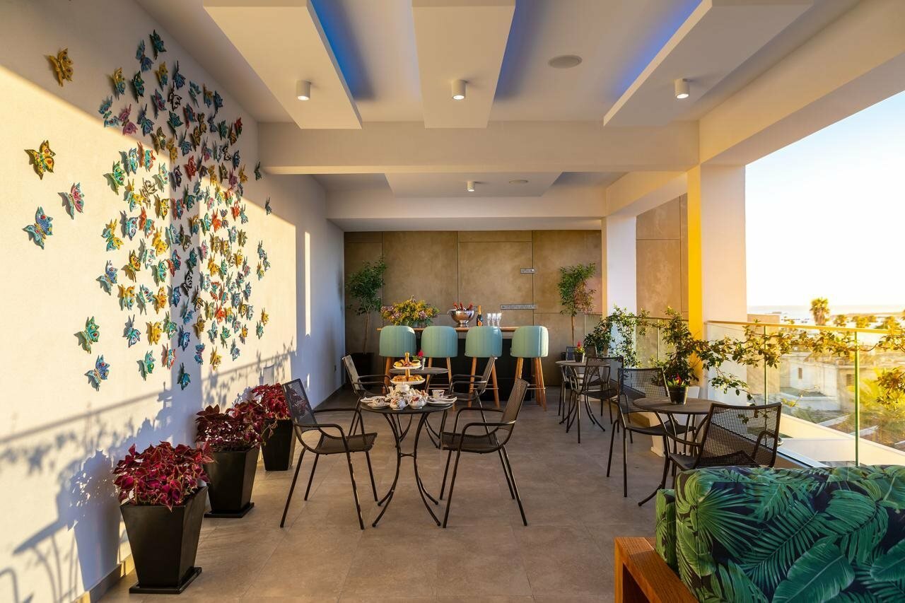 Фото Anemi Hotel & Suites