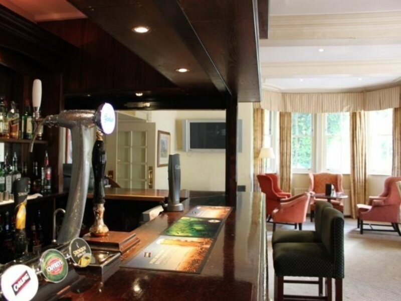 Фото New Bath Hotel and SPA