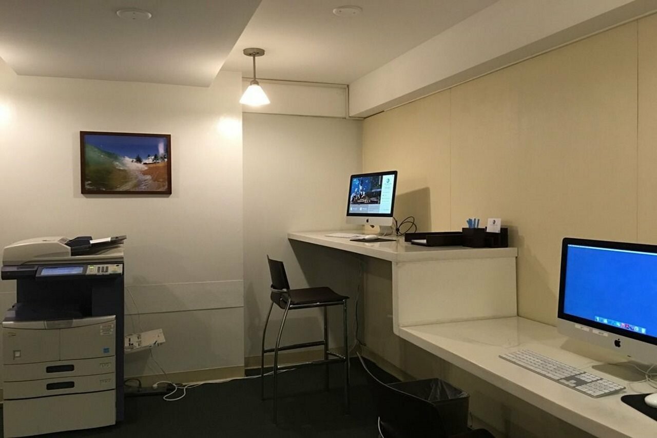 Фото Alohilani Resort Waikiki Beach