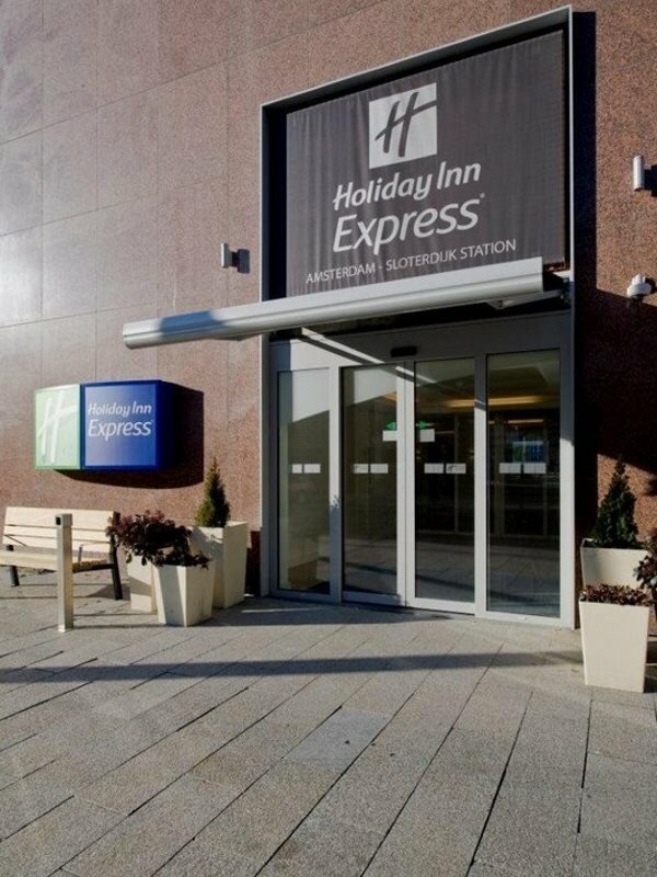 Фото Holiday Inn Express Amsterdam - Sloterdijk Station, an Ihg Hotel
