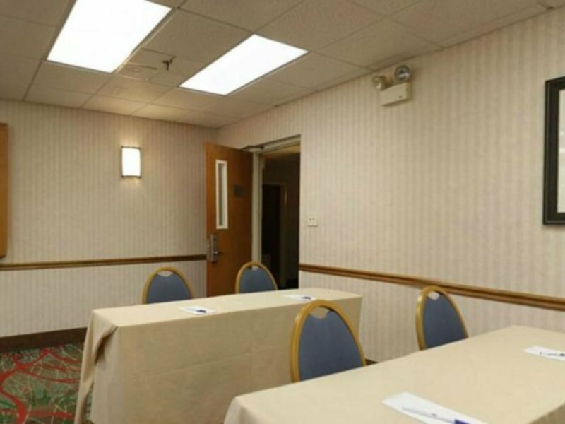 Фото Wyndham Garden Jacksonville