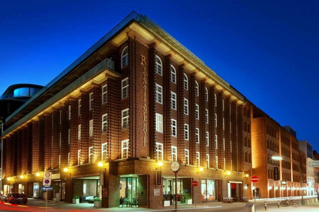 Фото Renaissance Hamburg Hotel