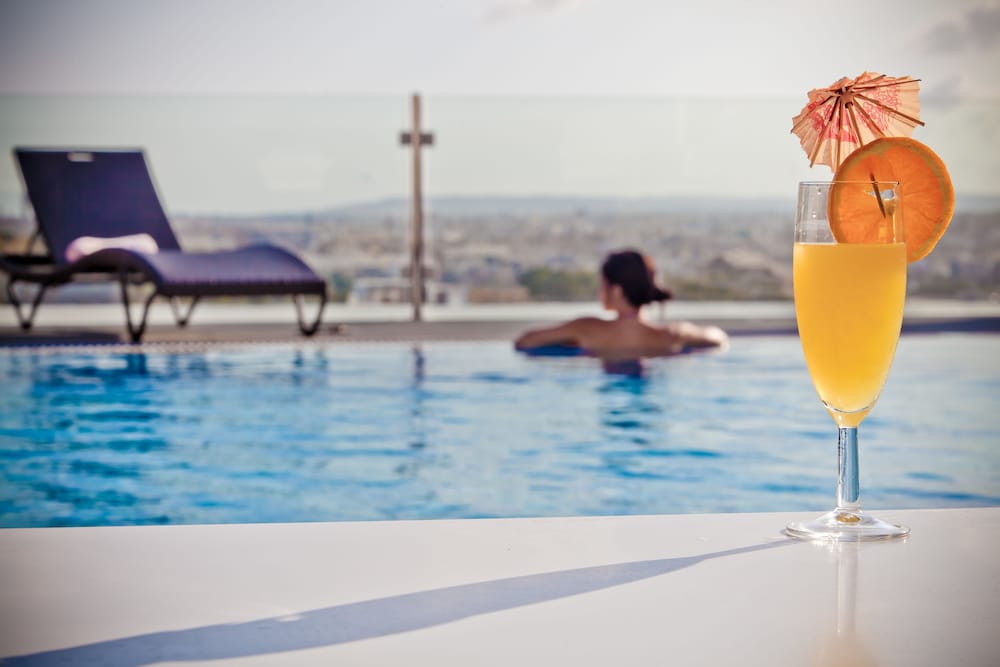 Фото Labranda Rocca Nettuno Suites