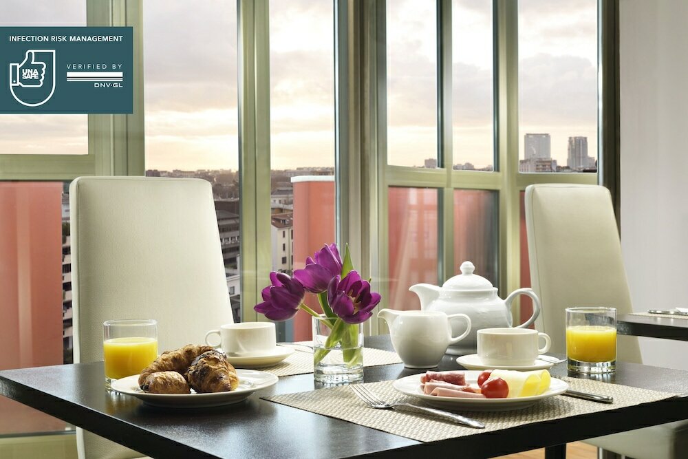 Фото Unaway Hotel & Residence Contessa Jolanda Milano