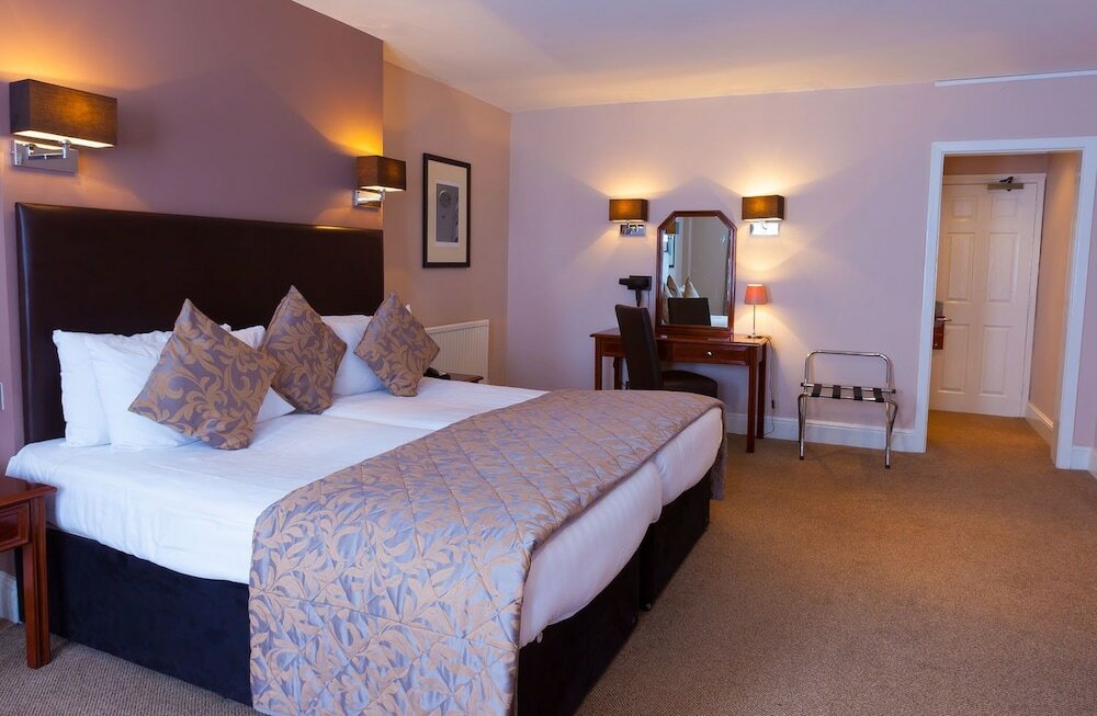 Фото The Durley Dean Hotel