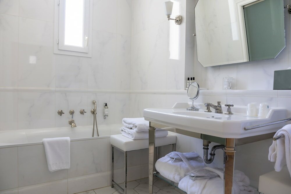 Фото Hotel Demeure Les Mouettes