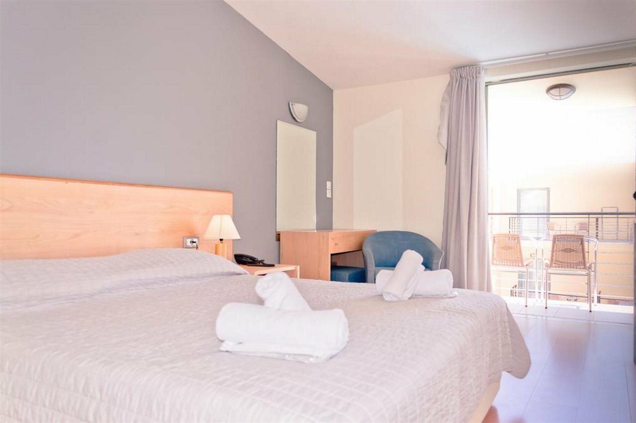 Фото Sunrise Village Hotel