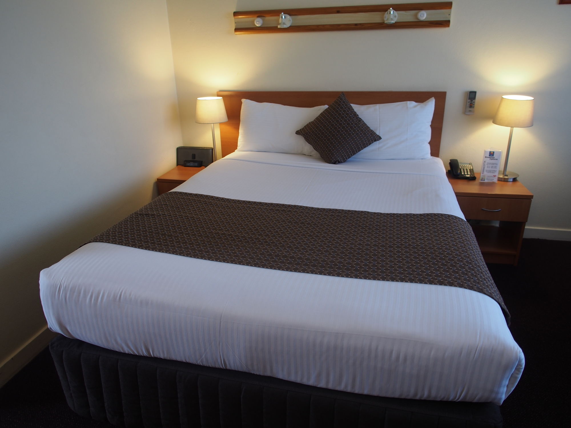 Фото Comfort Inn North Shore