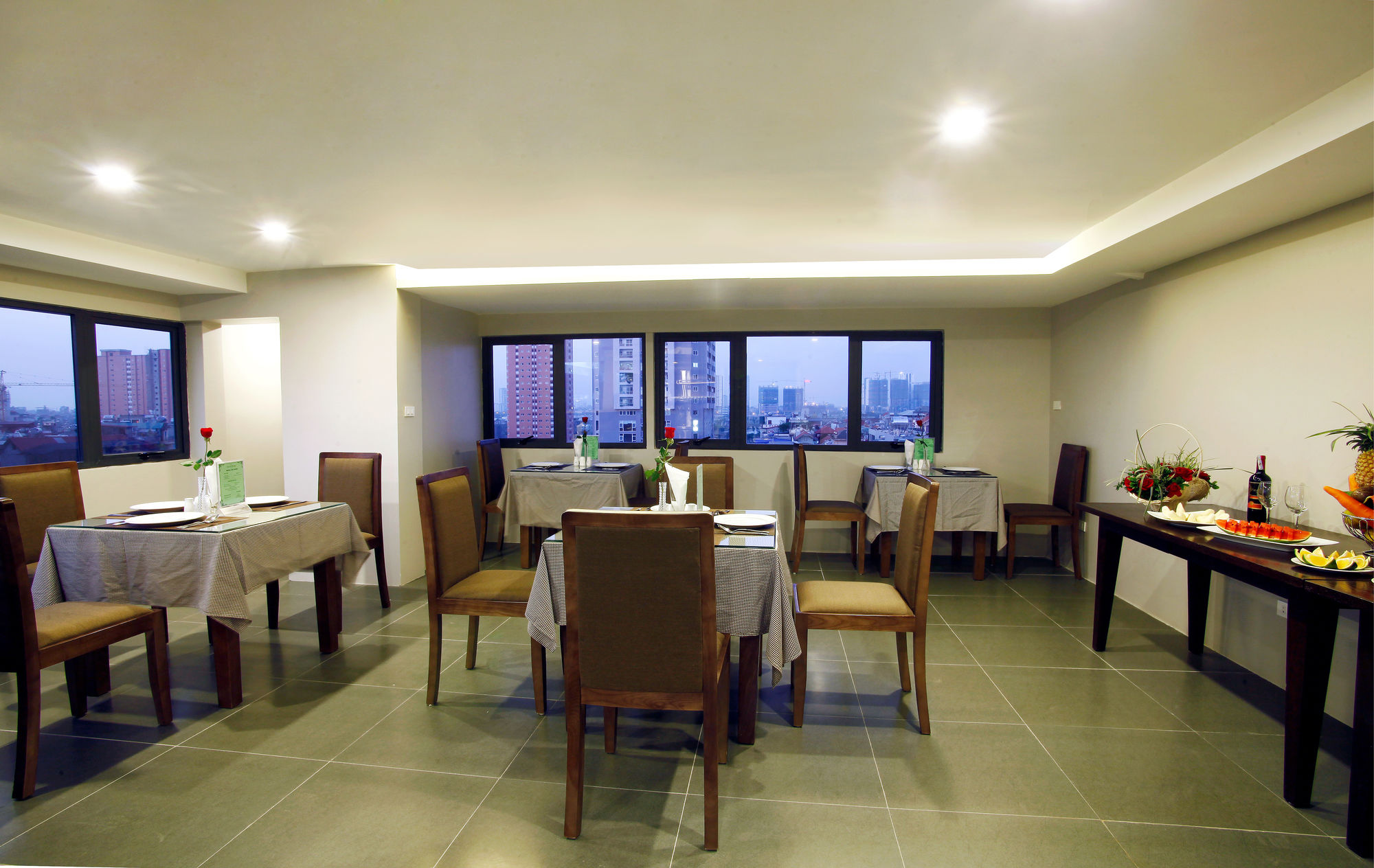 Фото Blue Pearl West Hotel