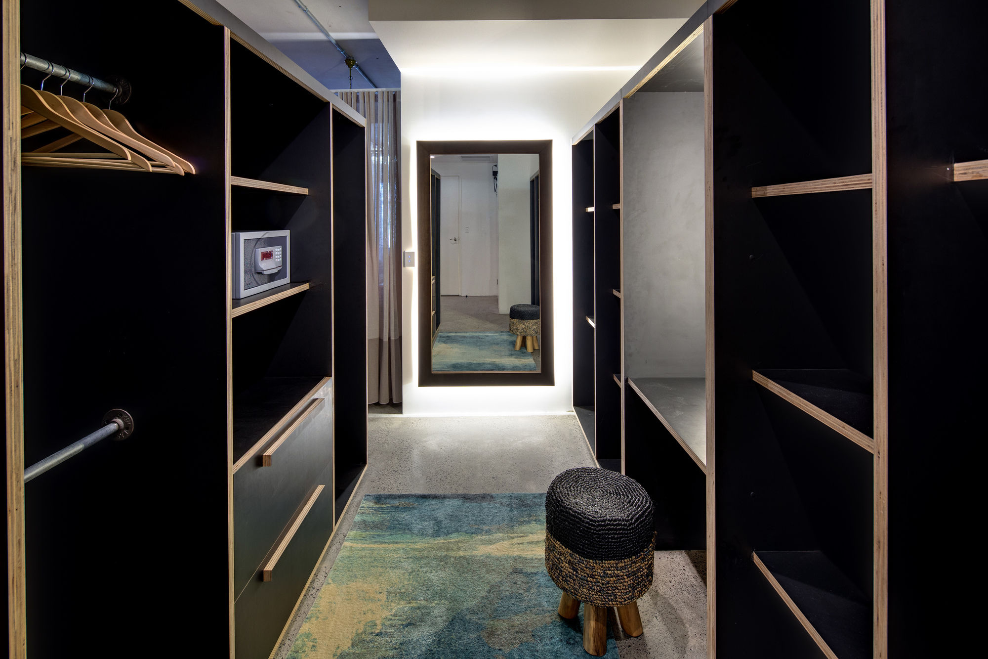 Фото Zara Tower Hotel