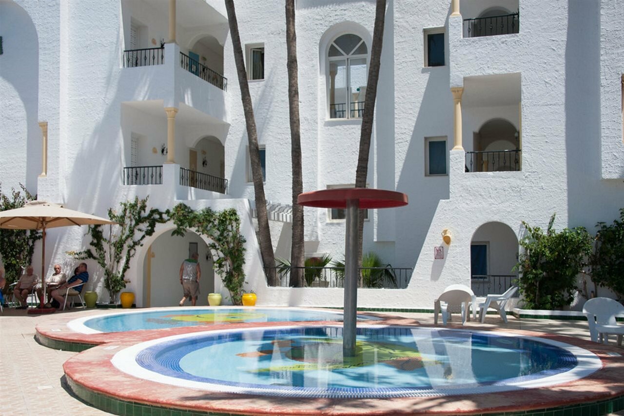 Фото Hotel Nesrine