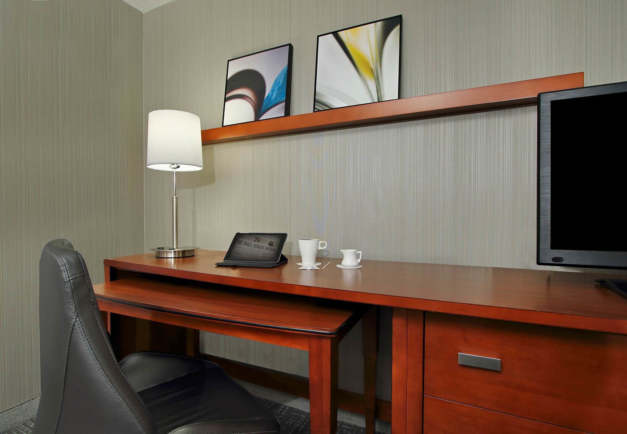 Фото Courtyard by Marriott Oakland Downtown