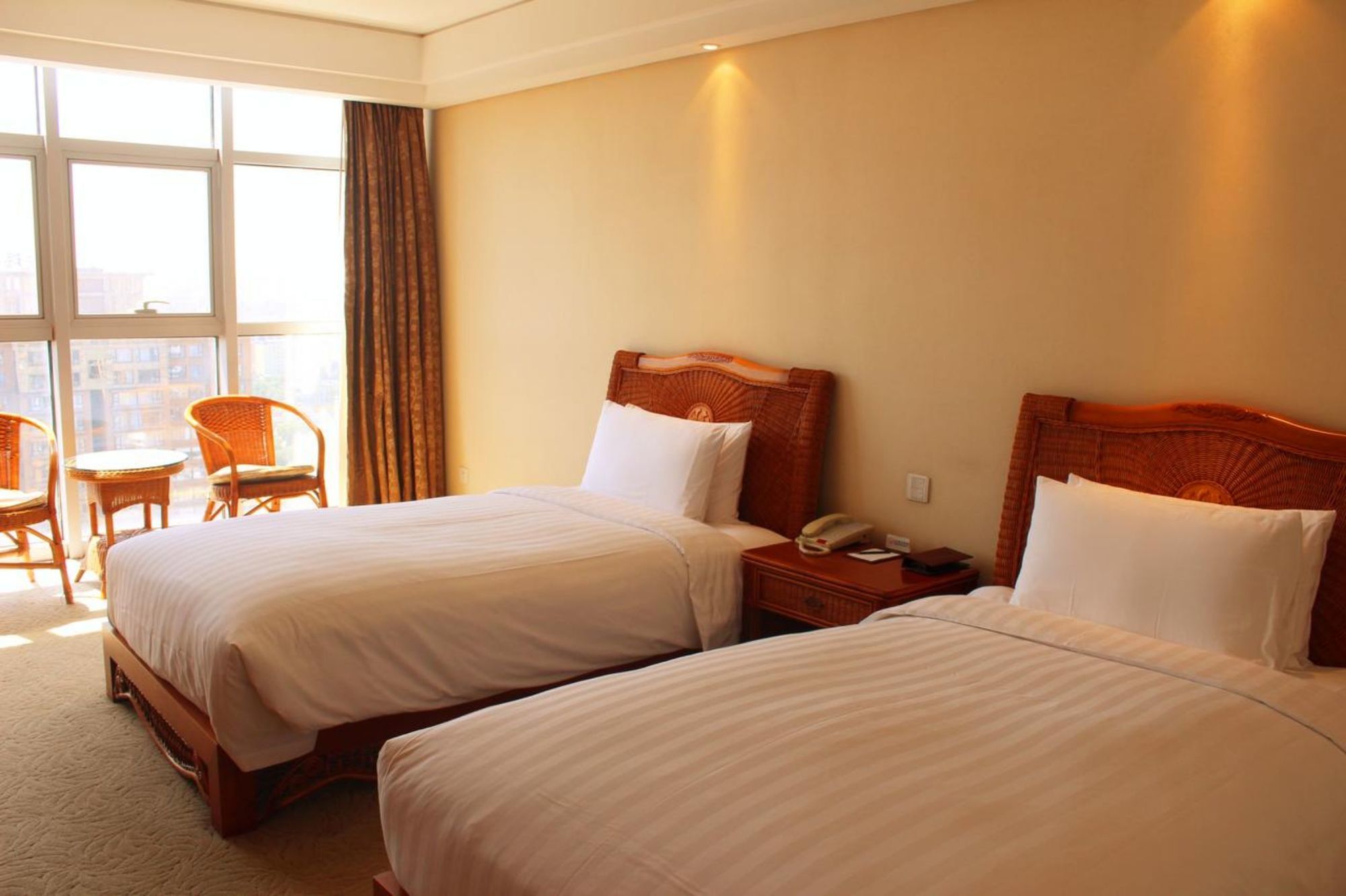 Фото Beijing Broadcasting Tower Hotel