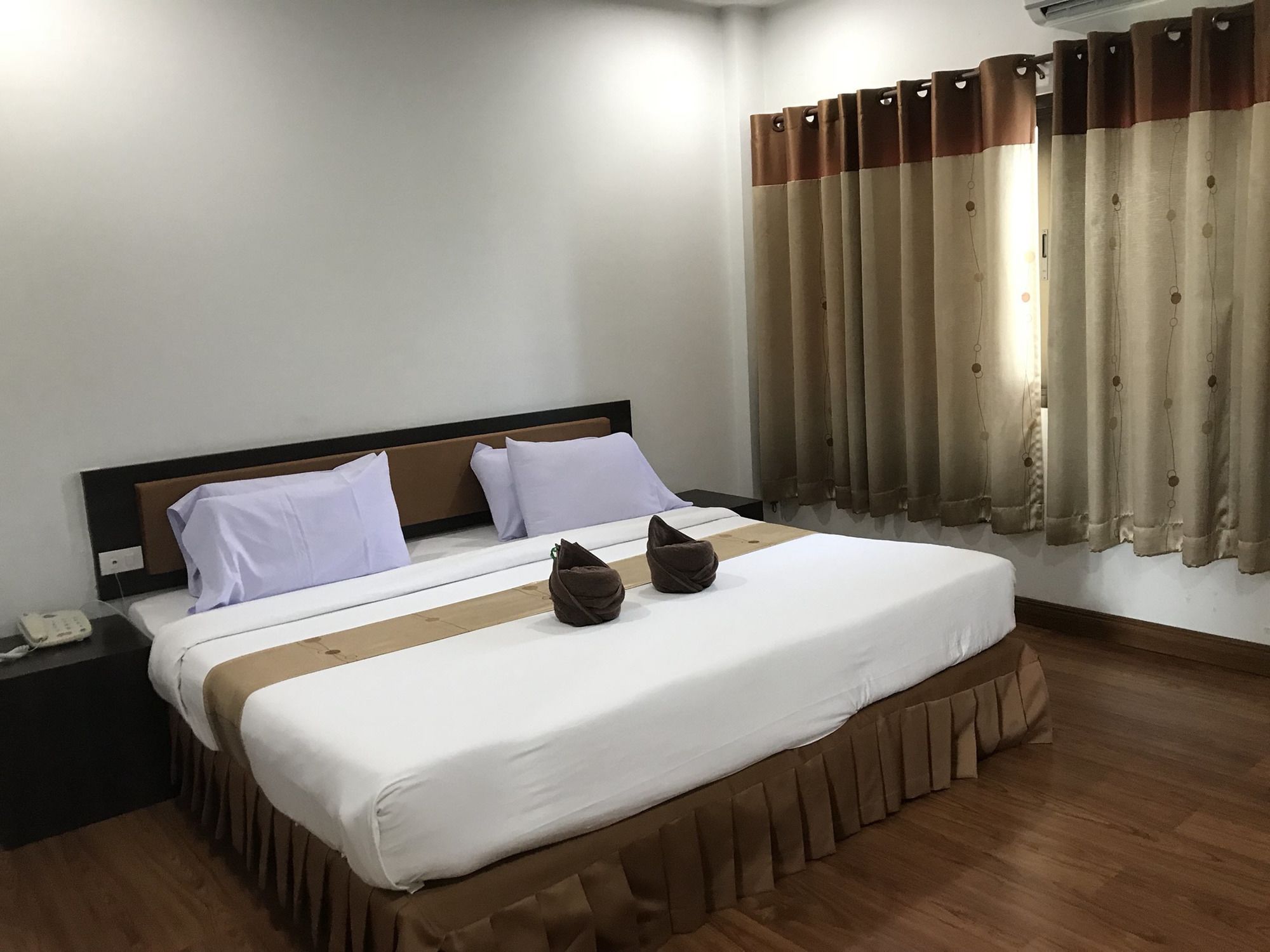 Фото Bordin Hotel