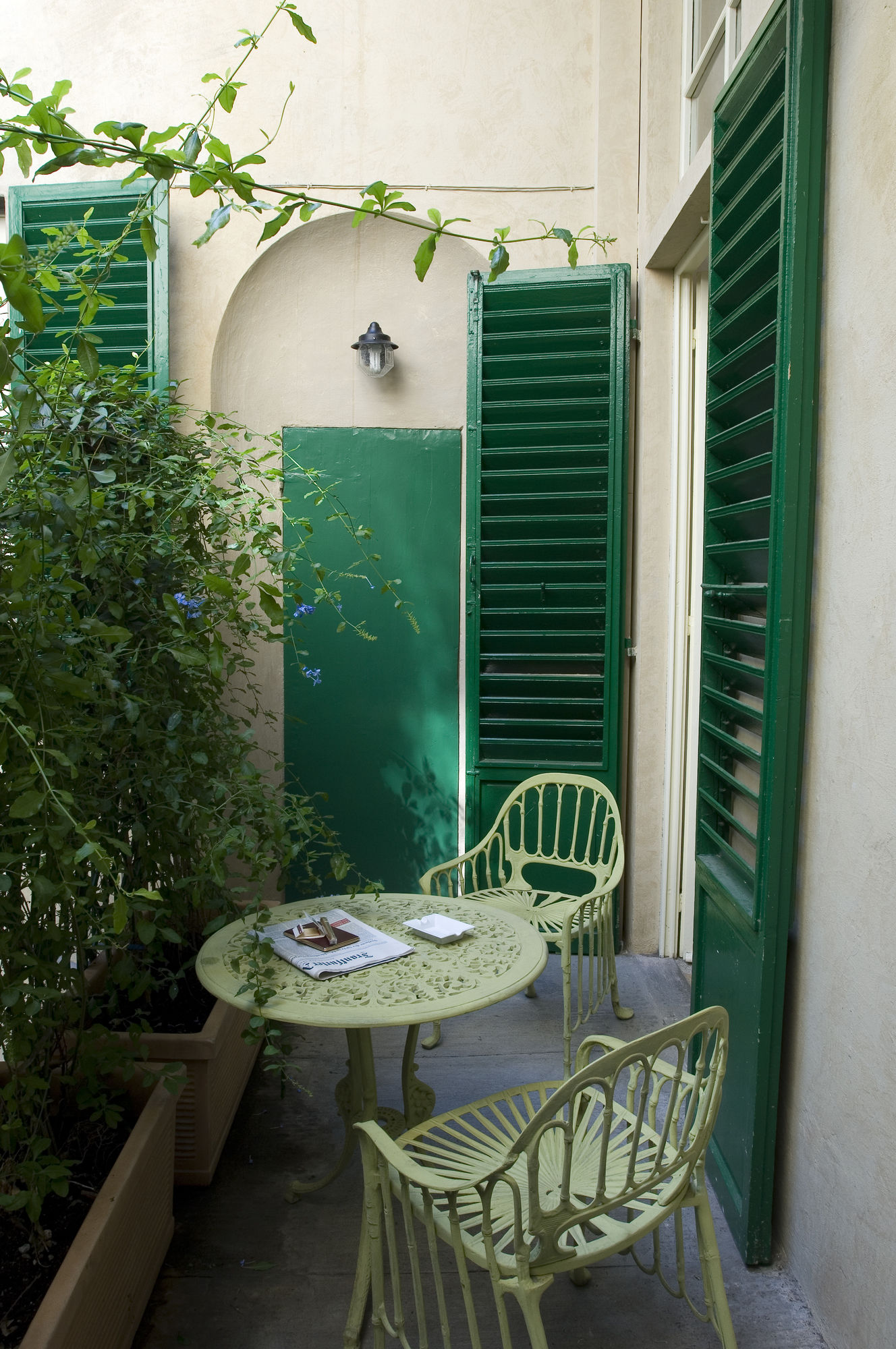 Фото отеля 1