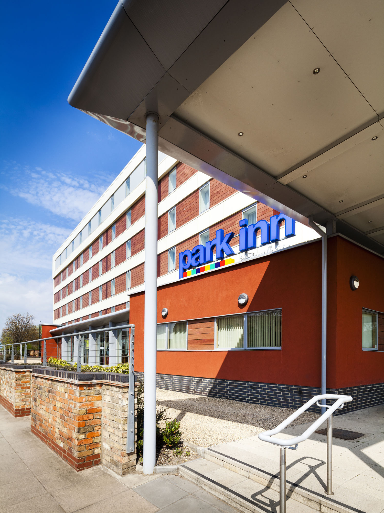 Фото Park Inn by Radisson Peterborough