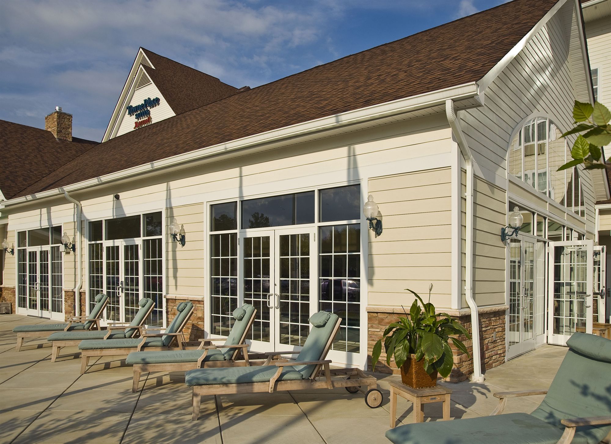 Фото Towneplace Suites by Marriott Clinton at Joint Base Andrews