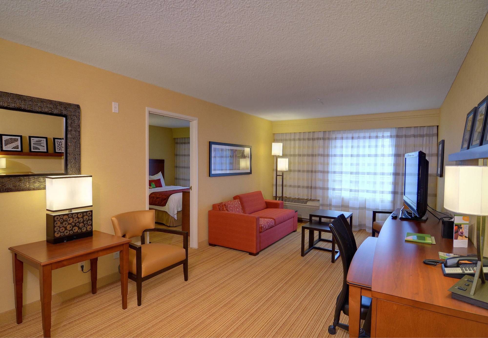 Фото Courtyard by Marriott Eugene Springfield