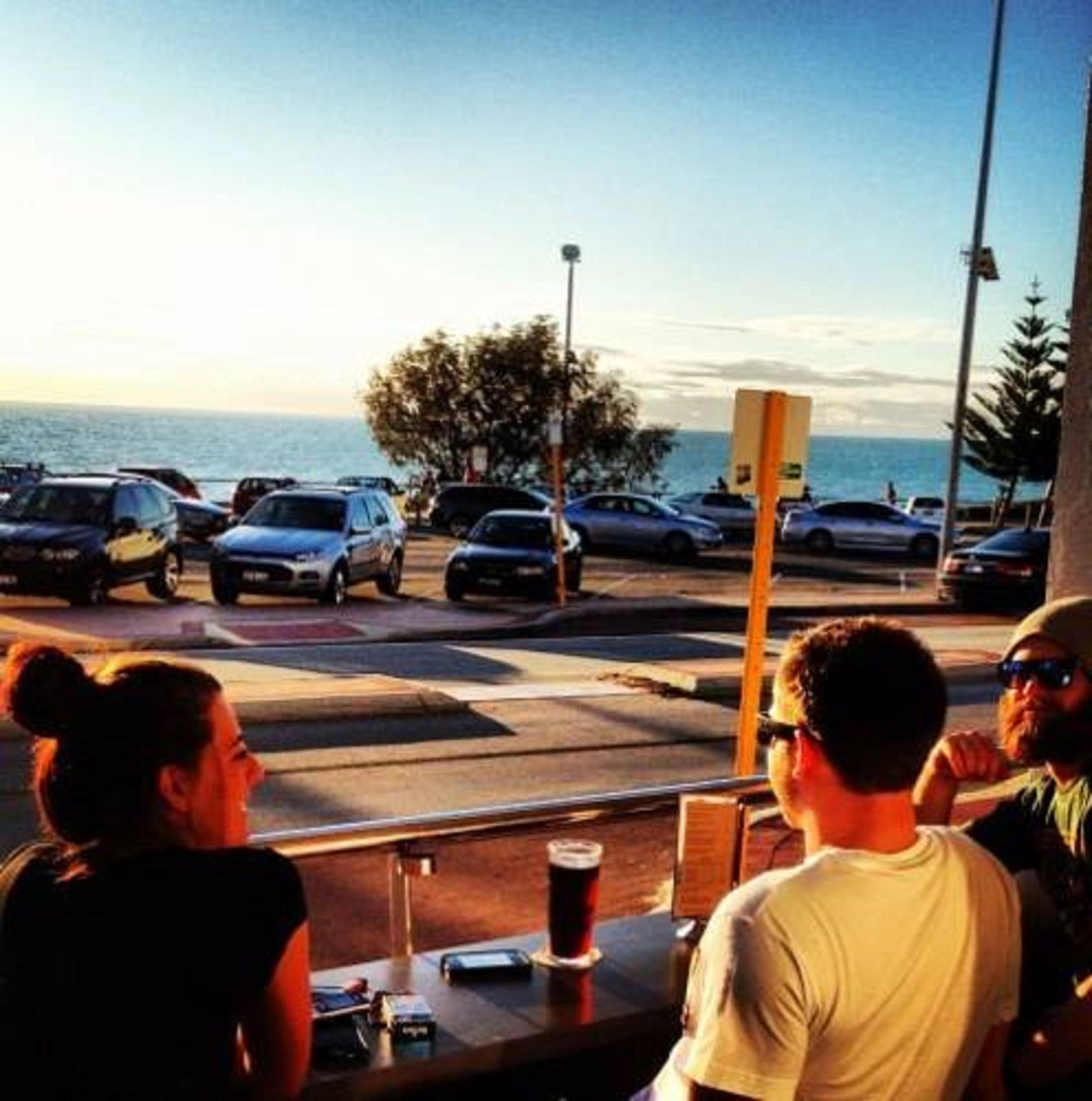 Фото Cottesloe Beach Hotel