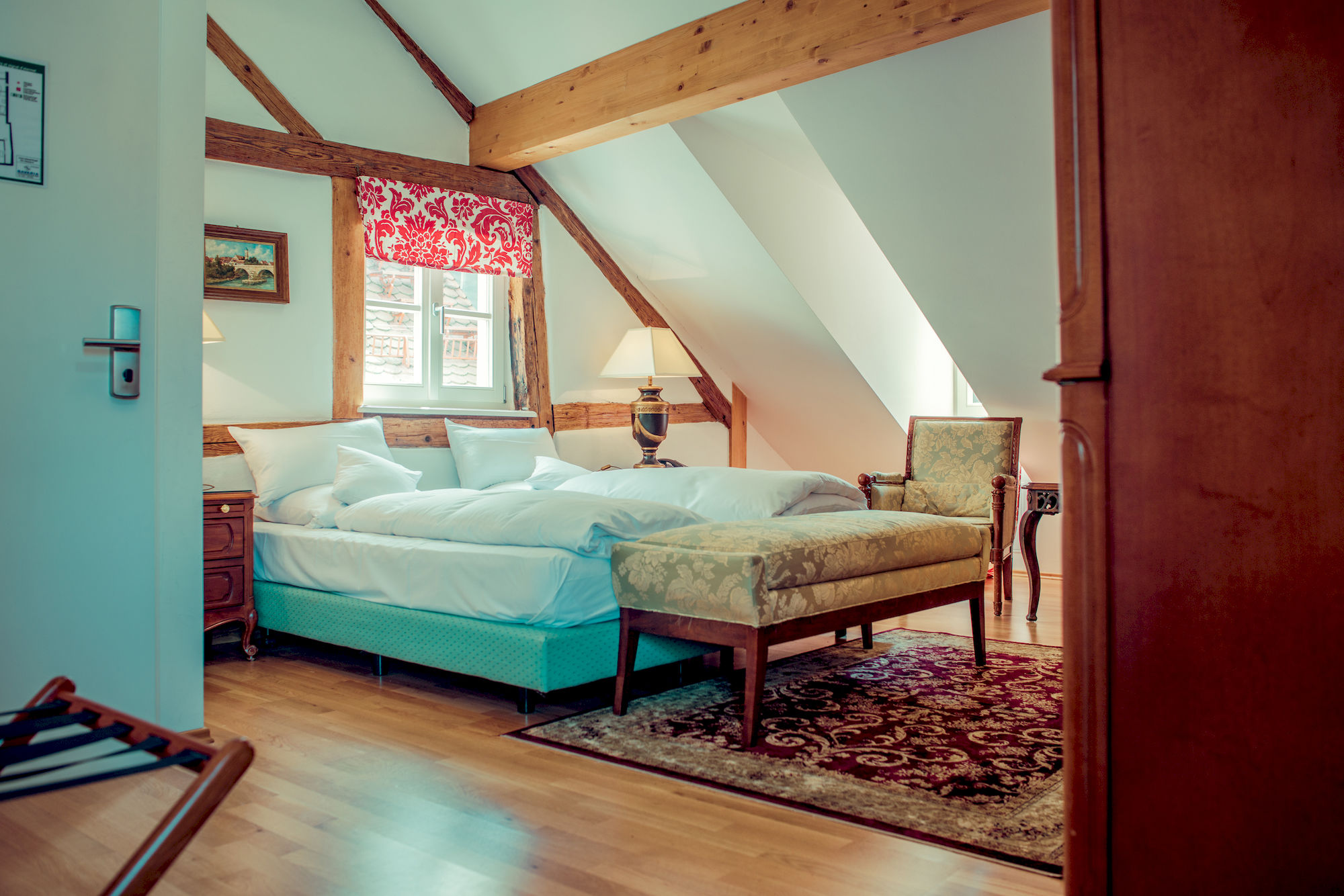 Фото Bohemian Hotel
