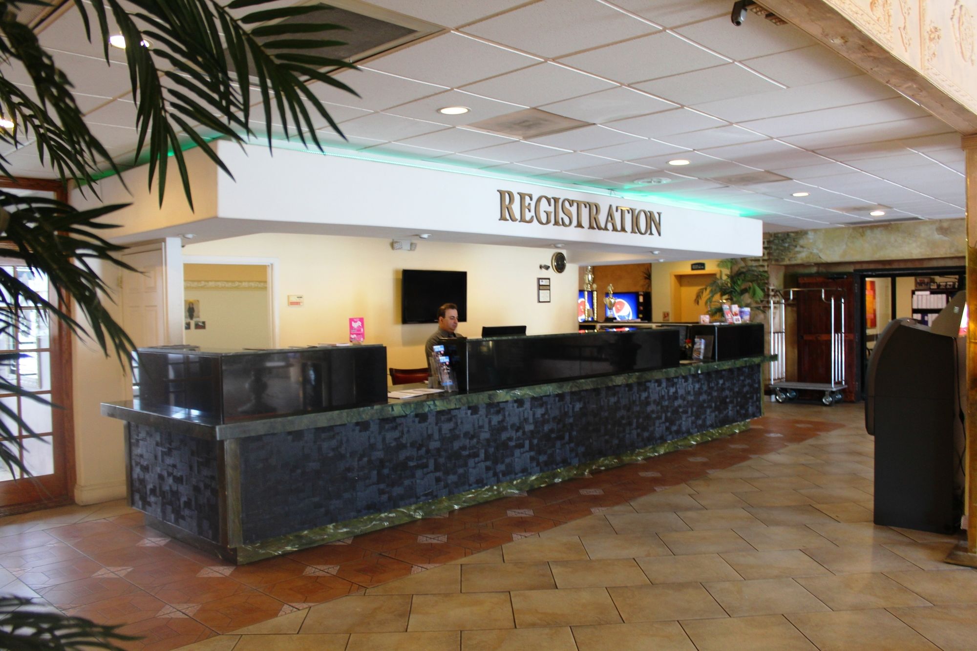 Фото Shalimar Hotel of Las Vegas