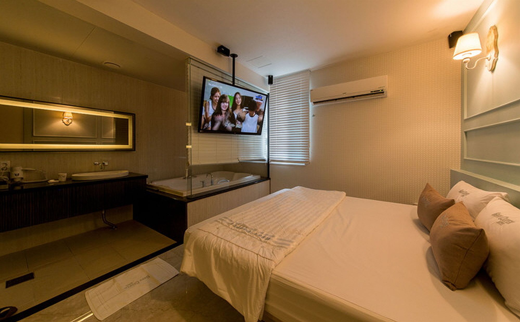 Фото Gary Cooper Hotel