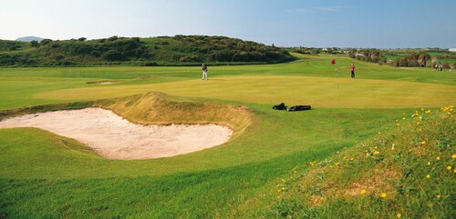 Внешний вид отеля Kyriad Chantilly в Гувьё, фото 4