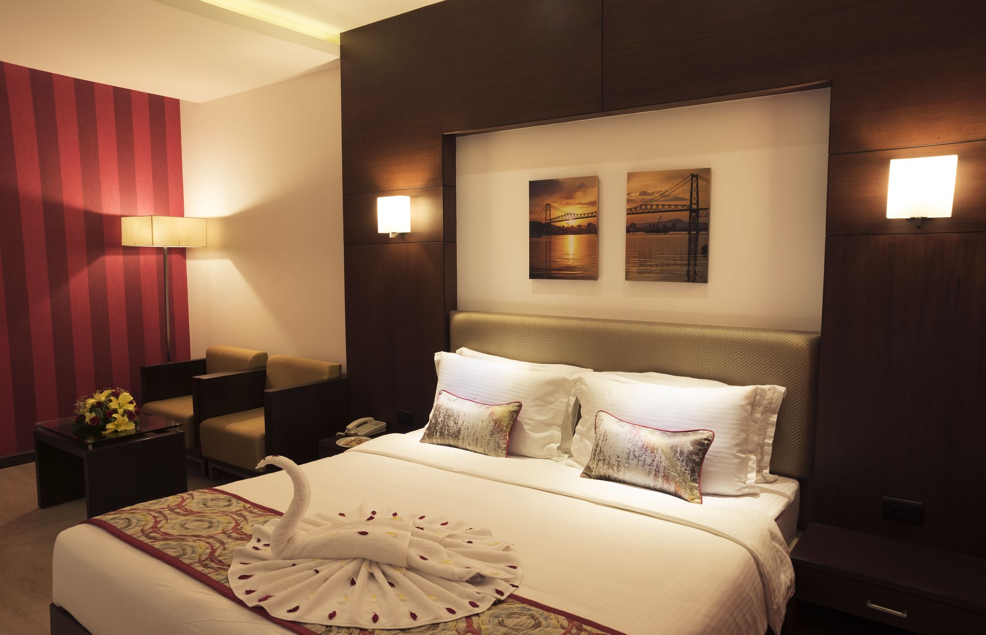 Фото Hash Six Hotels