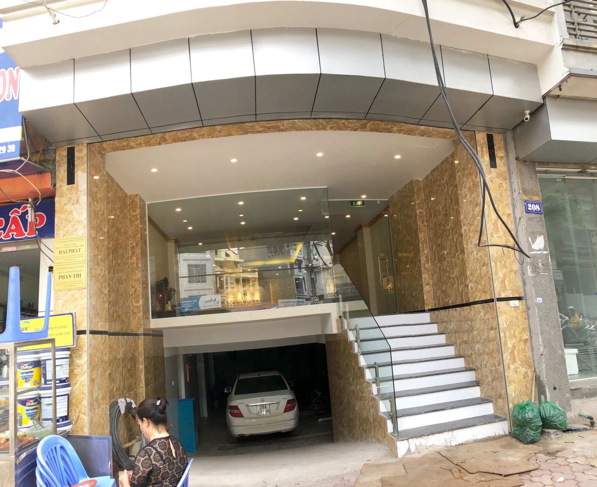 Фото Honeymoon Hotel & Apartment