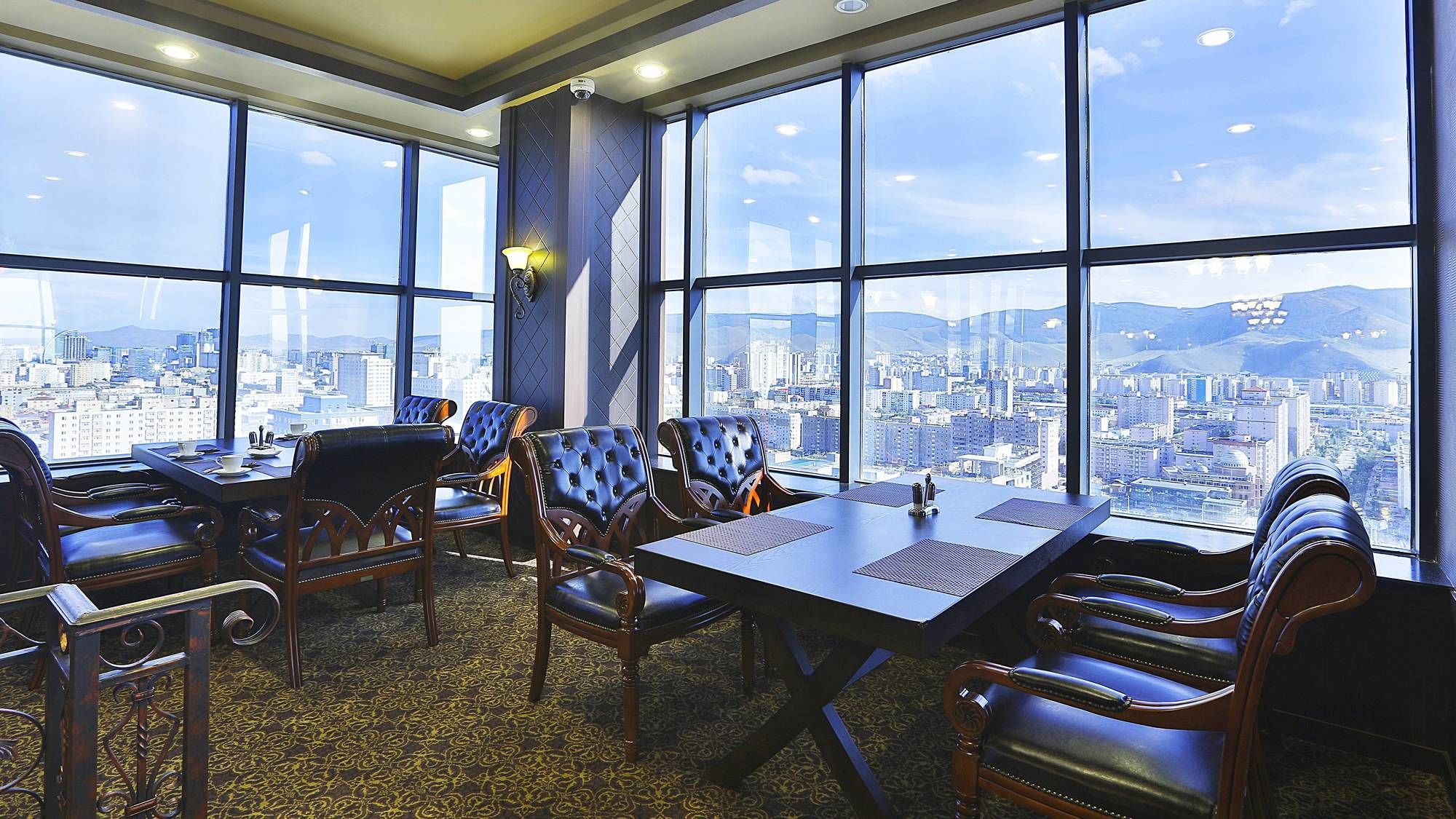 Фото The Grand Hill Hotel