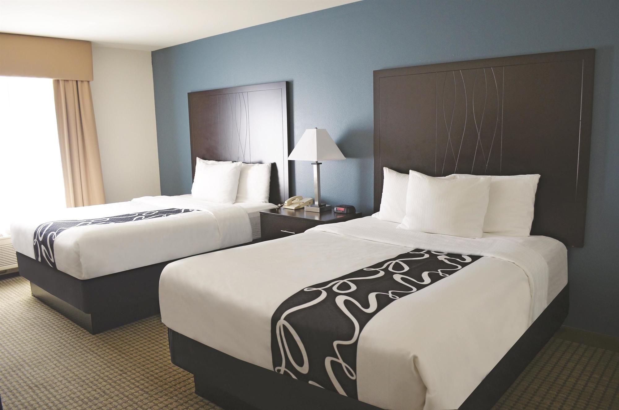 Фото La Quinta Inn & Suites by Wyndham Moscow Pullman