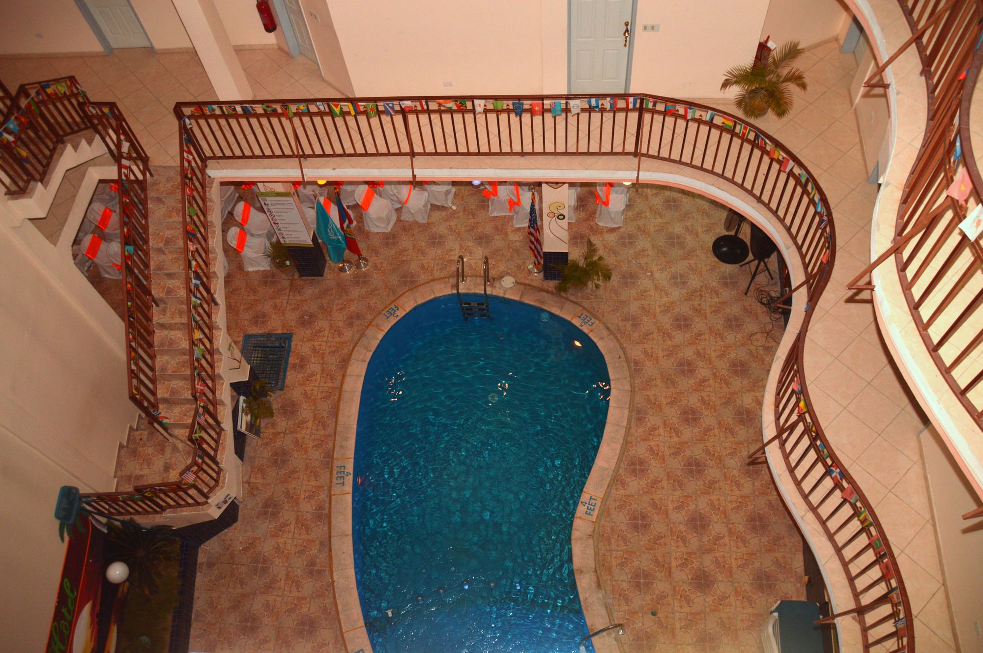 Фото La Pépinière Hôtel