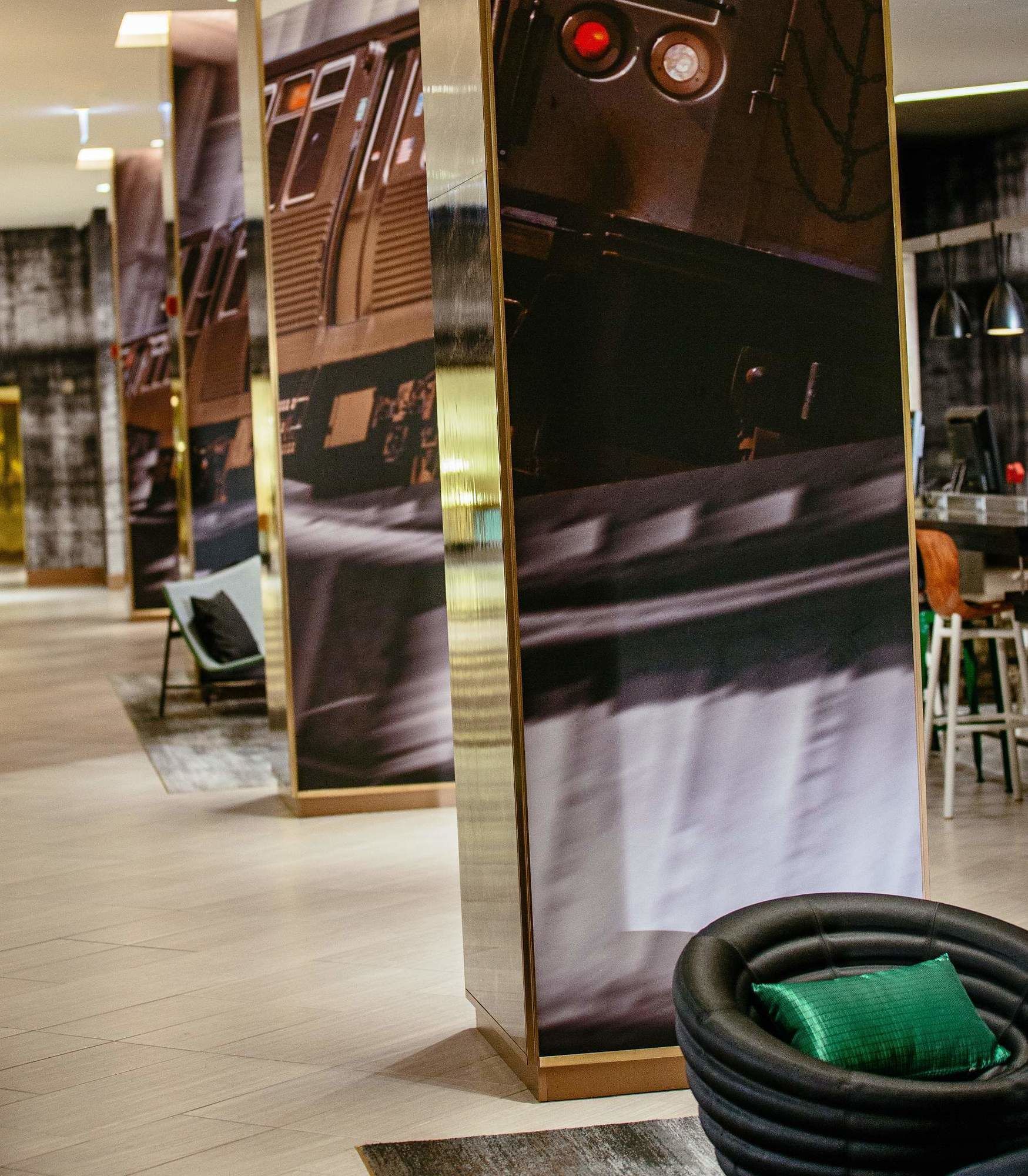 Фото Renaissance Chicago Downtown Hotel