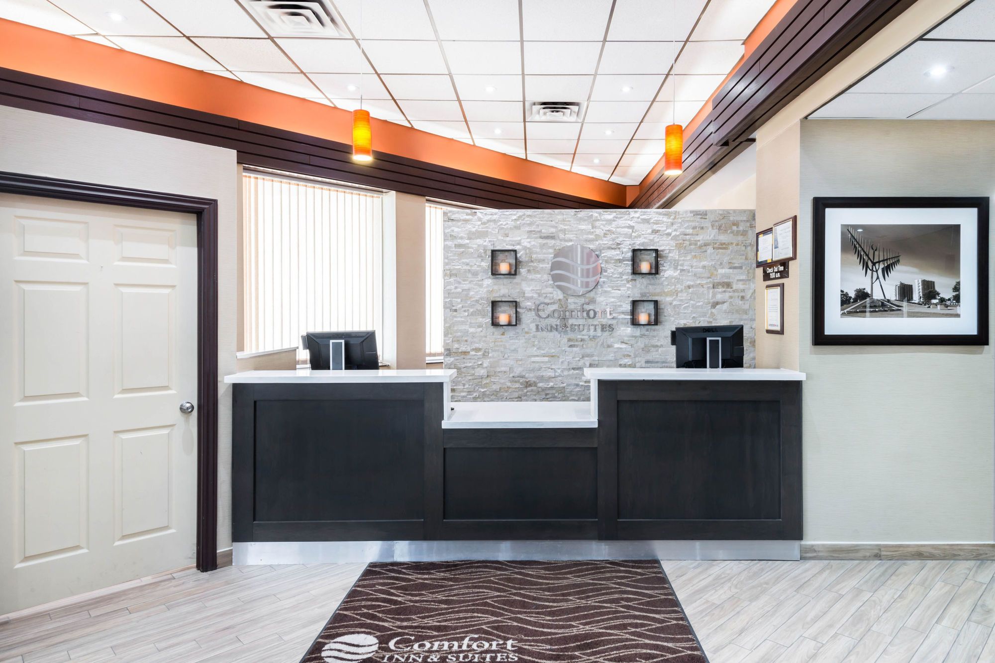 Фото Comfort Inn & Suites Barrie